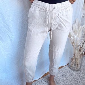 Cropped tan pant